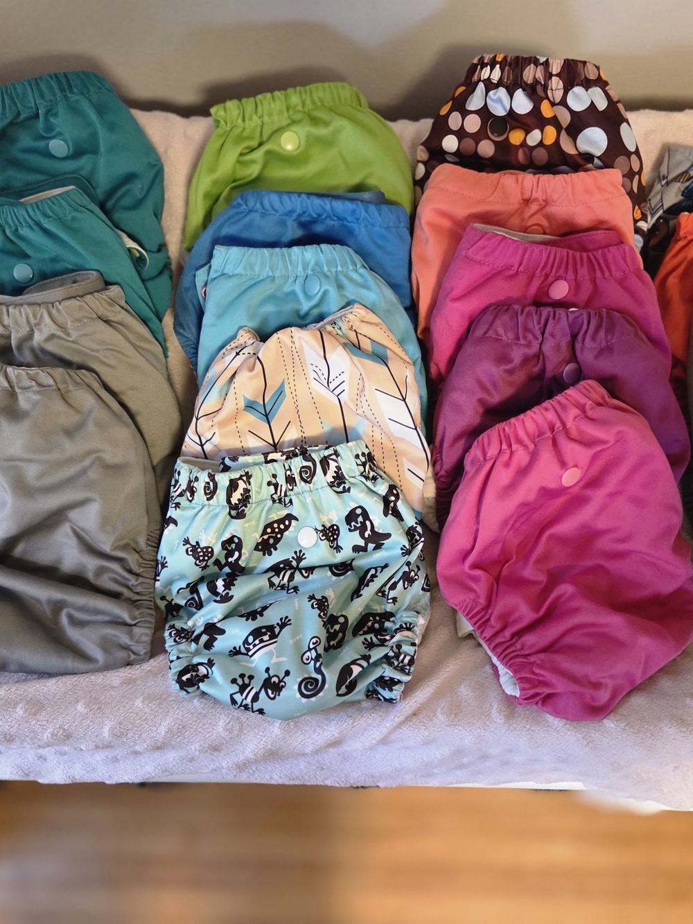 Funky Fluff Cloth Diapers + Wet/Dry Bag + Help/Bamboo/Cotton Inserts
